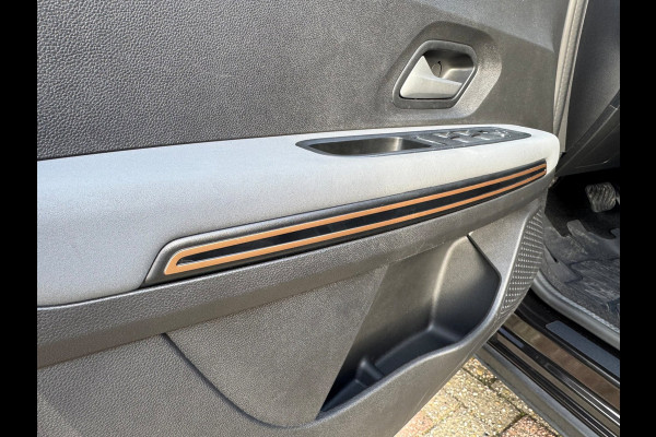 Dacia Jogger 1.6 Hybrid 140 Extreme Navi / Clima / Camera / LM velgen / P-sensoren / Keyless