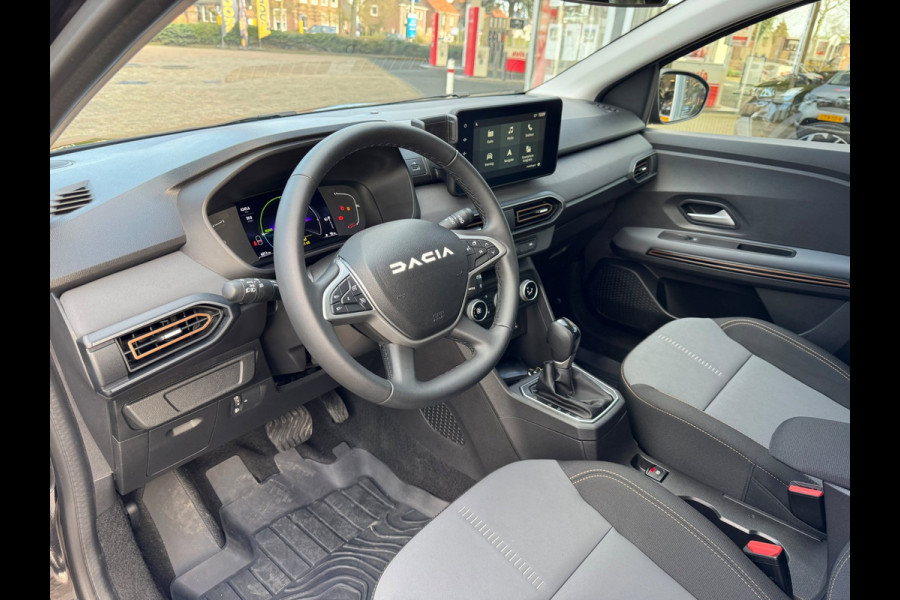 Dacia Jogger 1.6 Hybrid 140 Extreme Navi / Clima / Camera / LM velgen / P-sensoren / Keyless
