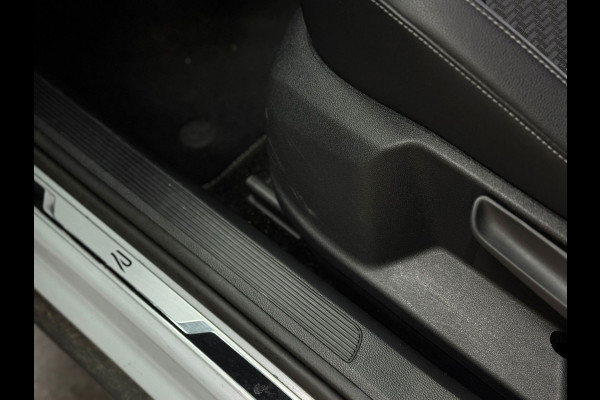 Volkswagen T-Roc 2.0 TSI|4Motion R|BEATS|AUT|