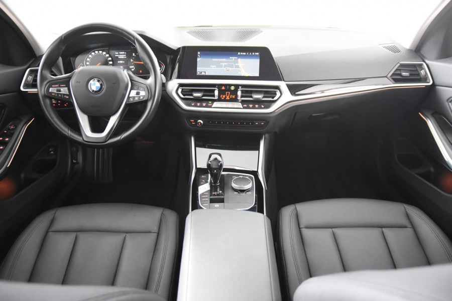 BMW 3 Serie Touring *1ste Eigenaar*Navigatie*Leer*Stoelverwarming*Carplay* 318i