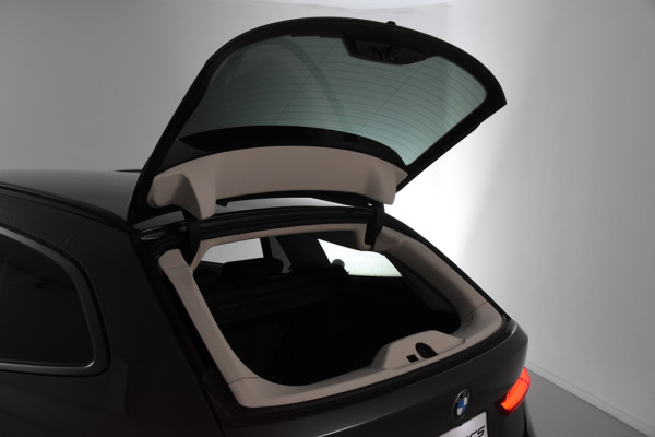 BMW 3 Serie Touring *1ste Eigenaar*Navigatie*Leer*Stoelverwarming*Carplay* 318i