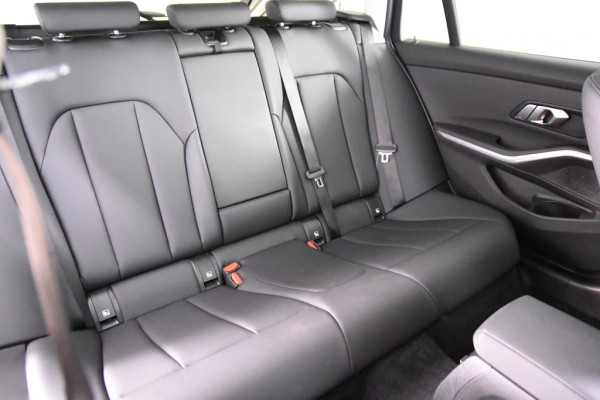 BMW 3 Serie Touring *1ste Eigenaar*Navigatie*Leer*Stoelverwarming*Carplay* 318i