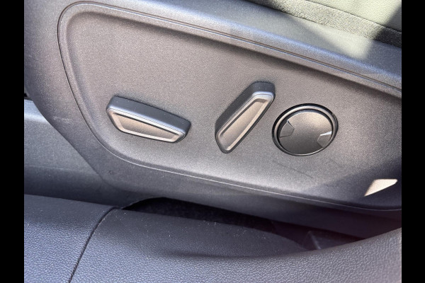 Ford Kuga 2.5 PHEV Vignale 225pk | Afneembare Trekhaak | Winter Pack | Camera | Leder | Bang&Olufsen