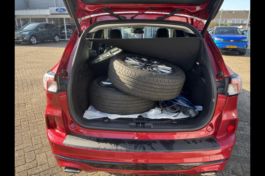 Ford Kuga 2.5 PHEV Vignale 225pk | Afneembare Trekhaak | Winter Pack | Camera | Leder | Bang&Olufsen