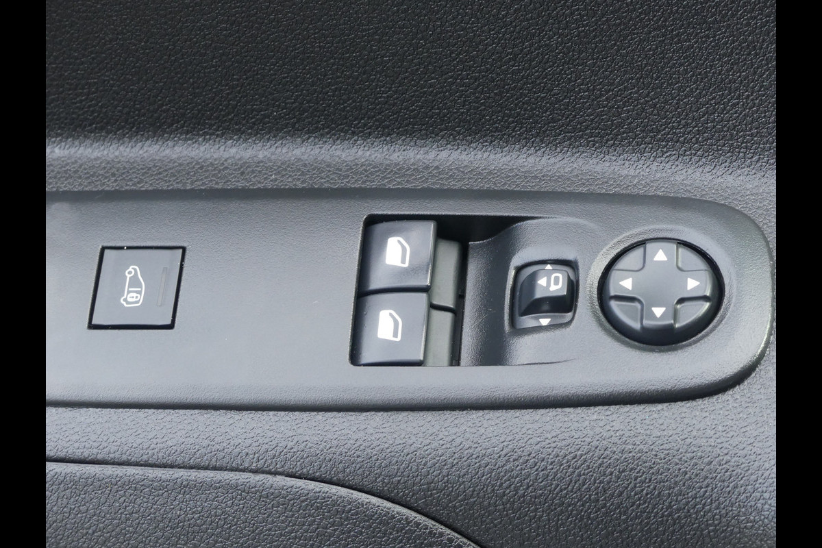 Peugeot Partner 1.5 BlueHDi 130PK Camera/Trekhaak/PDC/Navigatie