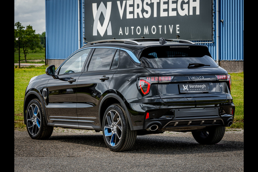 Lynk & Co 01 1.5 Plug-In Hybrid 262pk Zwarte hemel|360 Camera|Panoramadak
