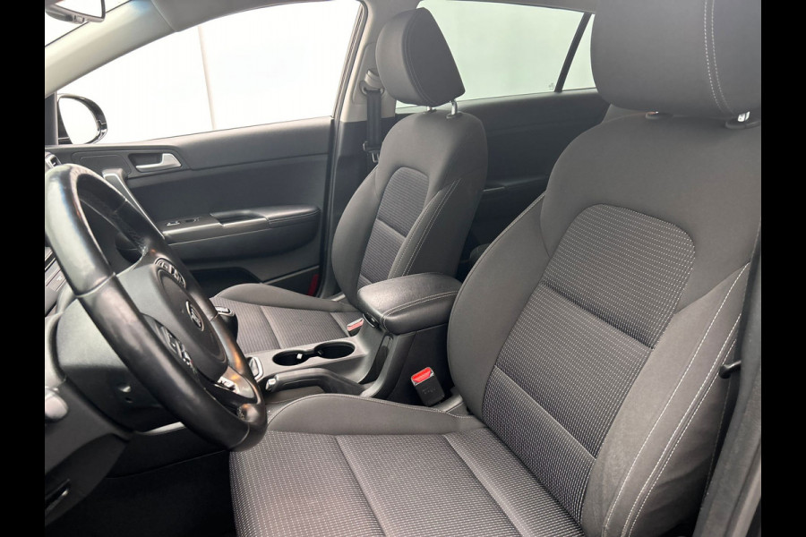Kia Sportage 1.6 GDI DynamicLine Carplay Trekhaak Stoel/Stuur Verwarming Camera Lane Assist