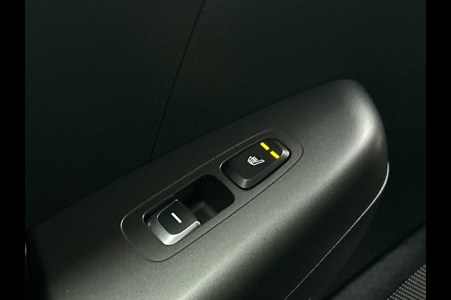 Kia Sportage 1.6 GDI DynamicLine Carplay Trekhaak Stoel/Stuur Verwarming Camera Lane Assist