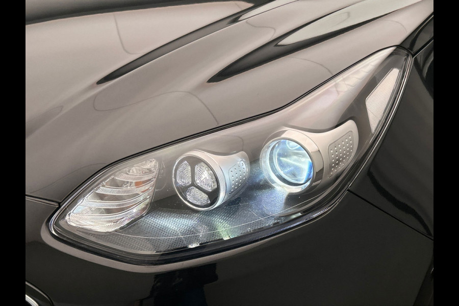 Kia Sportage 1.6 GDI DynamicLine Carplay Trekhaak Stoel/Stuur Verwarming Camera Lane Assist