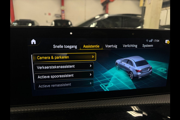 Mercedes-Benz A-Klasse 250 e Limousine AMG Pano|Sfeer|Night