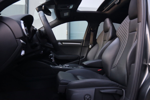 Audi A3 Limousine 2.0 TFSI S3 quattro 300PK / PANO / VIRTUAL / RS SEATS / ACC / B&O / KEYLESS