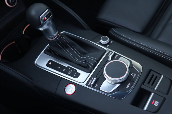 Audi A3 Limousine 2.0 TFSI S3 quattro 300PK / PANO / VIRTUAL / RS SEATS / ACC / B&O / KEYLESS