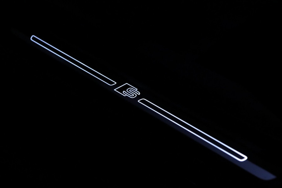 Audi A3 Limousine 2.0 TFSI S3 quattro 300PK / PANO / VIRTUAL / RS SEATS / ACC / B&O / KEYLESS