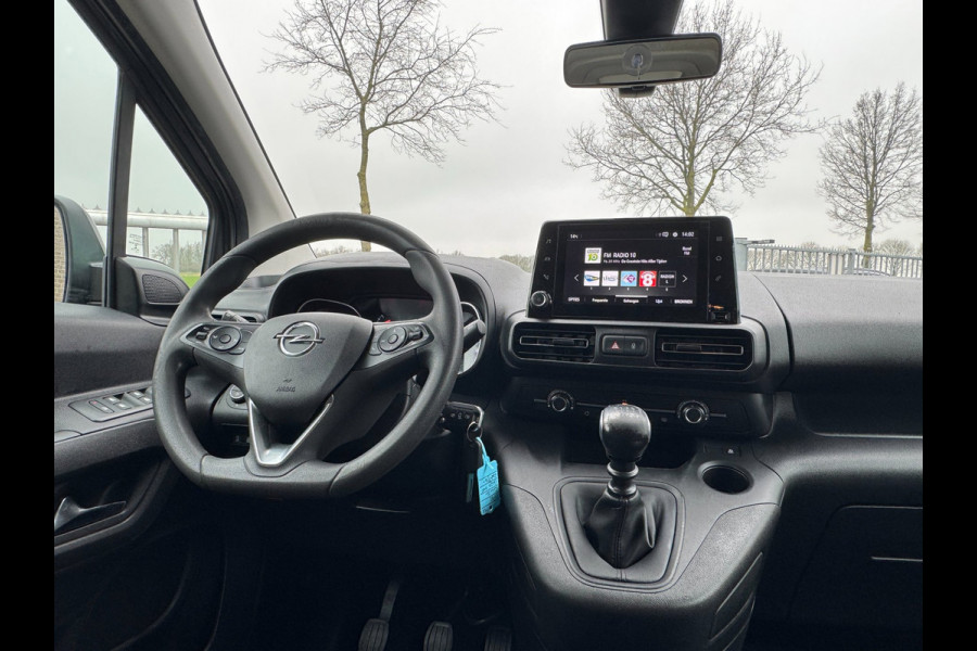 Opel Combo Tour 1.2 Turbo L1H1 Edition TREKHAAK / CAMERA / NAVI / CRUISE / PDC / 2x SCHUIFDEUR NL AUTO