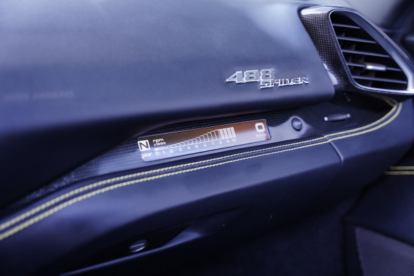 Ferrari 488 3.9 Spider HELE / Full Akrapovic / Tri Coat Paint / Painted Livery / Lifting