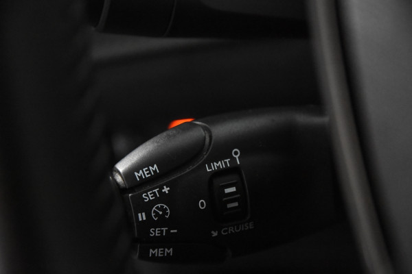 Peugeot 208 1.5 BlueHDi Active Pack *1ste Eigenaar*Navigatie*Carplay*