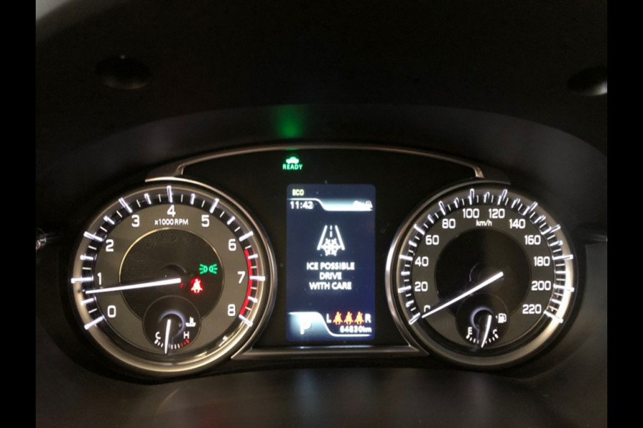 Suzuki Vitara 1.5 Hybrid Style - Automaat - Pano/Schuifdak - Trekhaak - Navi - Org.NL