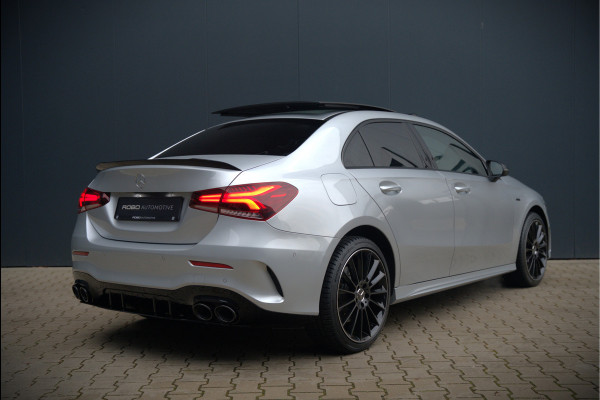 Mercedes-Benz A-Klasse 180 Business Solution AMG | Panoramadak | Stoelverwarming | Camera | Navigatie | Apple Carplay | Keyless | Cruise Control | DAB |