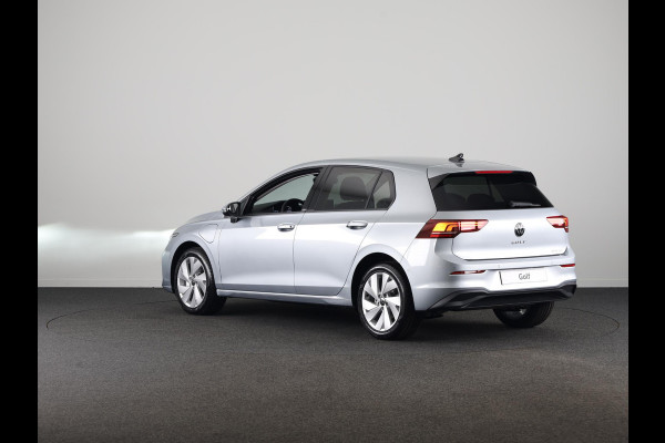 Volkswagen Golf Life Edition 1.5 eHybrid 150 kW / 204 PK Hatchback