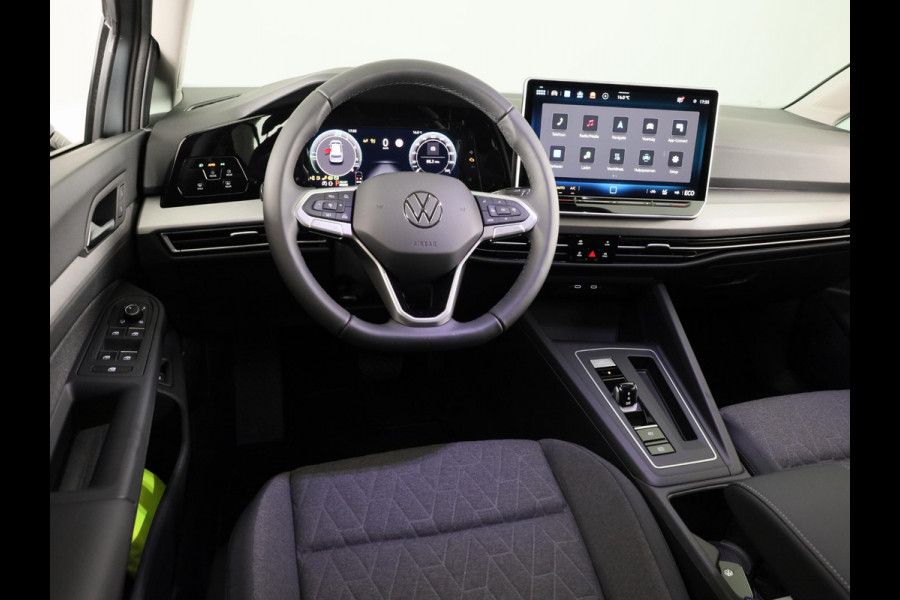 Volkswagen Golf Life Edition 1.5 eHybrid 150 kW / 204 PK Hatchback