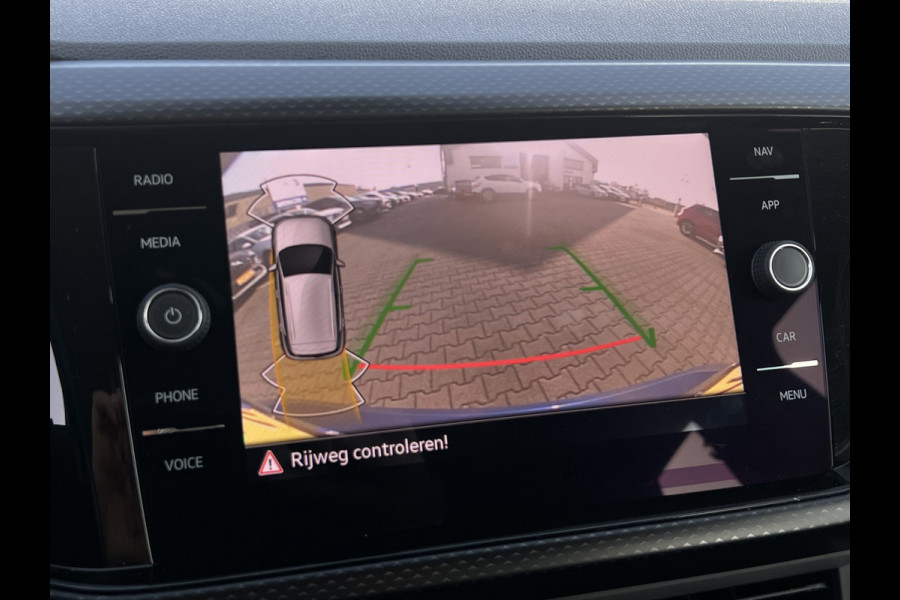 Volkswagen T-Cross 1.0 TSI Life | Camera | Adaptive Cruise | Navi | Carplay