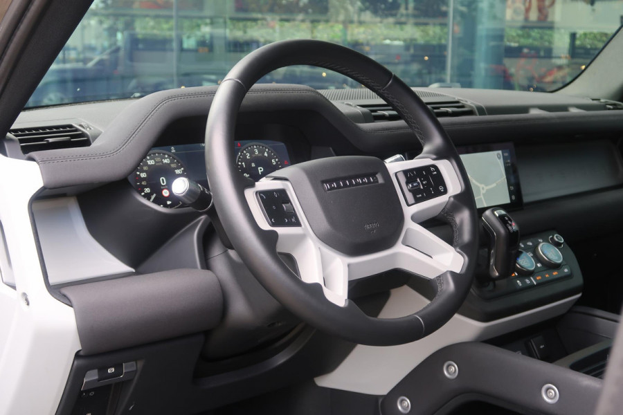 Land Rover Defender P 400 E 110 Hybride X-Dynamic SE Leder Zwart