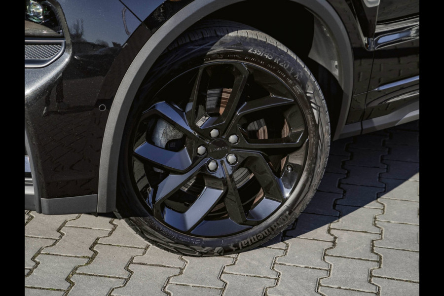 Lynk & Co 01 1.5 Black Edition Panoramadak/360° Camera/ACC/Stoelverwarming