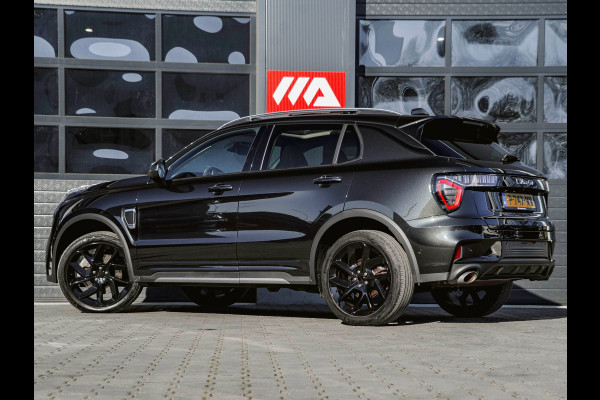 Lynk & Co 01 1.5 Black Edition Panoramadak/360° Camera/ACC/Stoelverwarming