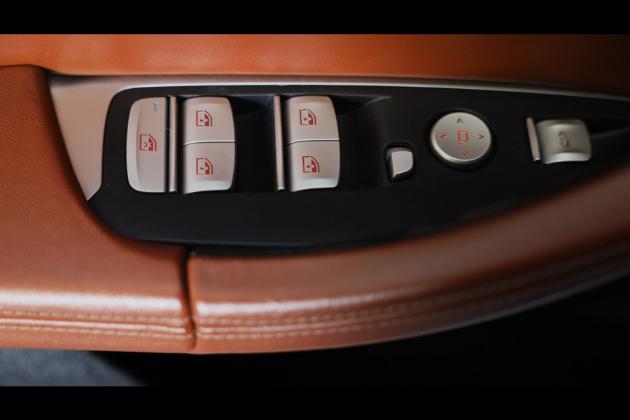 BMW X4 XDrive20i M Sport / NAP / AUT / Head Up / Leder / F1 / Elek Stoelen / Cruise Control / Open Panoramadak / Xenon / Pdc / 21