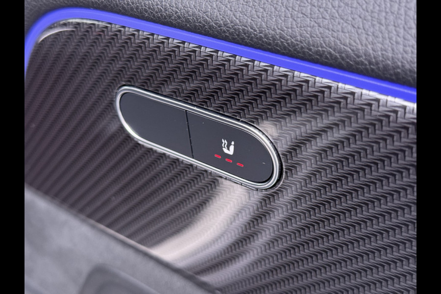 Mercedes-Benz GLA 180 AMG // Camera // Elek. Achterklep // Sfeerverlichting // Night pakket // 19" AMG Velgen // LED