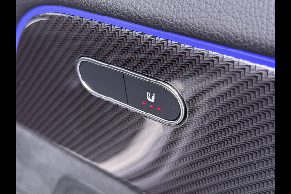 Mercedes-Benz GLA 180 AMG // Camera // Elek. Achterklep // Sfeerverlichting // Night pakket // 19" AMG Velgen // LED