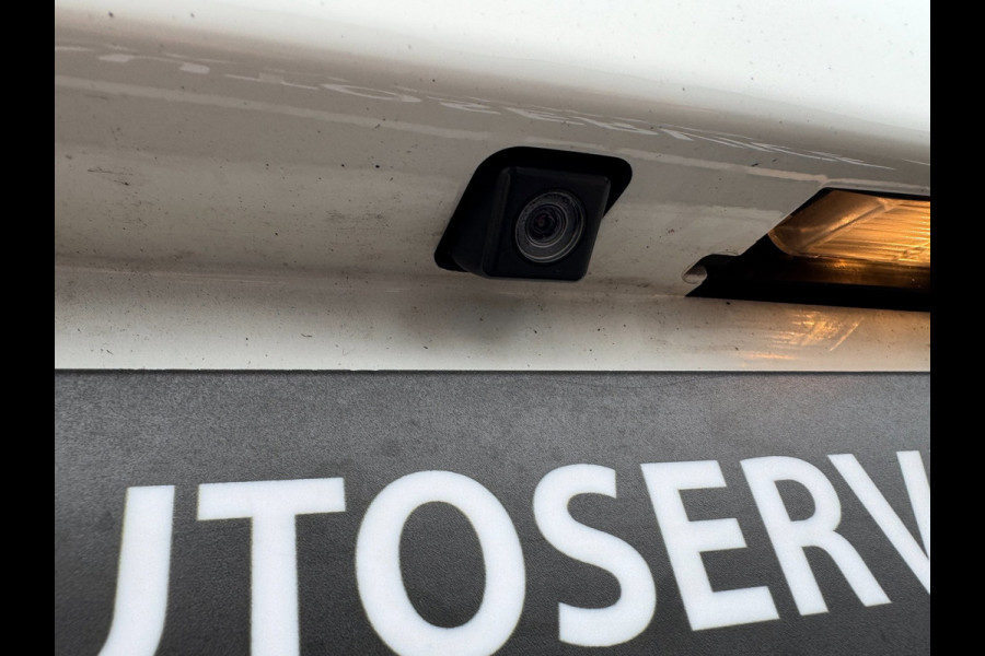 Peugeot 108 1.0 e-VTi Allure TOP! CABRIOTOP / CAMERA / LMV / BLUETOOTH / CLIMATE CONTROL / NL AUTO