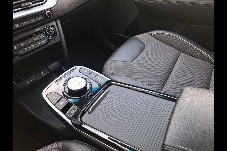 Kia e-Niro Edition 64 kWh | SOH: 93,4% | Climate | Camera | Navi | Leder Stof |