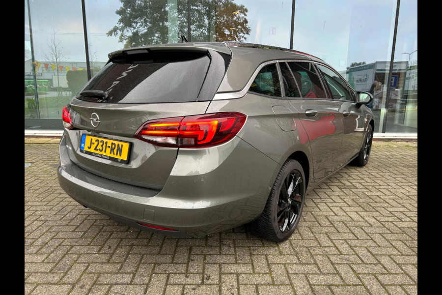 Opel Astra Sports Tourer 1.2 Turbo Elegance - Navi - Climate - Parkeerhulp - Trekhaak - Org.NL