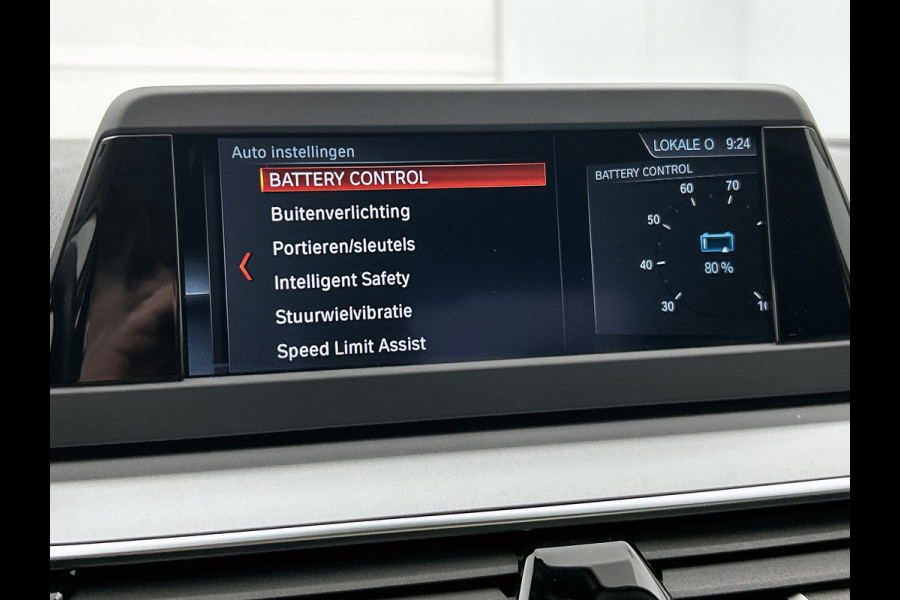 BMW 5 Serie 530e iPerformance Executive(Dealer OnderH, Navi, Active Cruise, Lane Assist, PDC V+A, Bots waarschuwing, Etc)