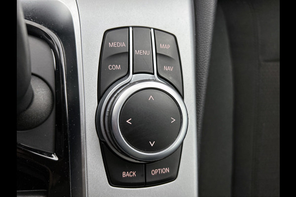 BMW 5 Serie 530e iPerformance Executive(Dealer OnderH, Navi, Active Cruise, Lane Assist, PDC V+A, Bots waarschuwing, Etc)