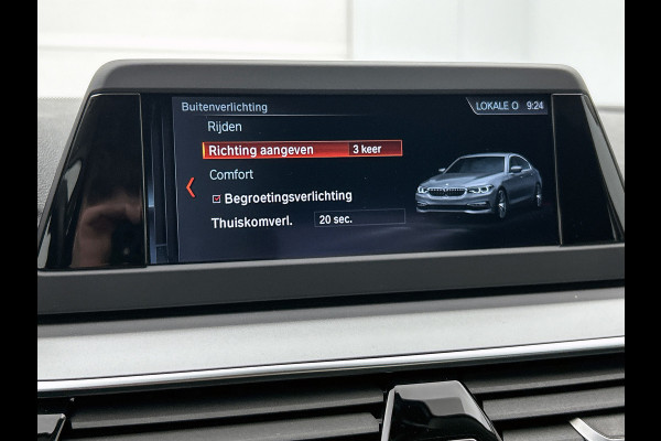 BMW 5 Serie 530e iPerformance Executive(Dealer OnderH, Navi, Active Cruise, Lane Assist, PDC V+A, Bots waarschuwing, Etc)