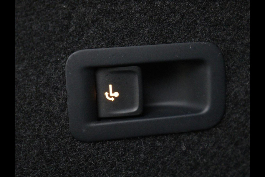 CUPRA Formentor 1.4 eHybrid VZ | 245pk | Trekhaak | Stoelverwarming | Adaptive cruise | Carplay | Navigatie | Sfeerverlichting | Keyless | Half leder | Camera | Stuurverwarming | PHEV | Plug In