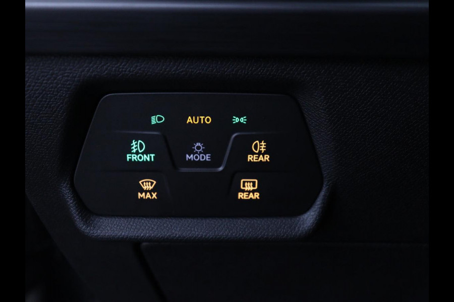 CUPRA Formentor 1.4 eHybrid VZ | 245pk | Trekhaak | Stoelverwarming | Adaptive cruise | Carplay | Navigatie | Sfeerverlichting | Keyless | Half leder | Camera | Stuurverwarming | PHEV | Plug In