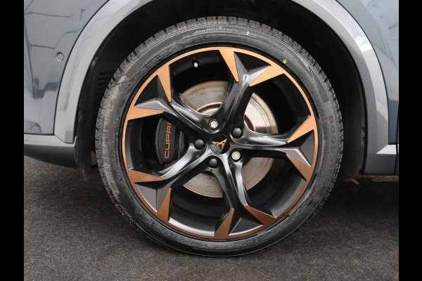 CUPRA Formentor 1.4 eHybrid VZ | 245pk | Trekhaak | Stoelverwarming | Adaptive cruise | Carplay | Navigatie | Sfeerverlichting | Keyless | Half leder | Camera | Stuurverwarming | PHEV | Plug In