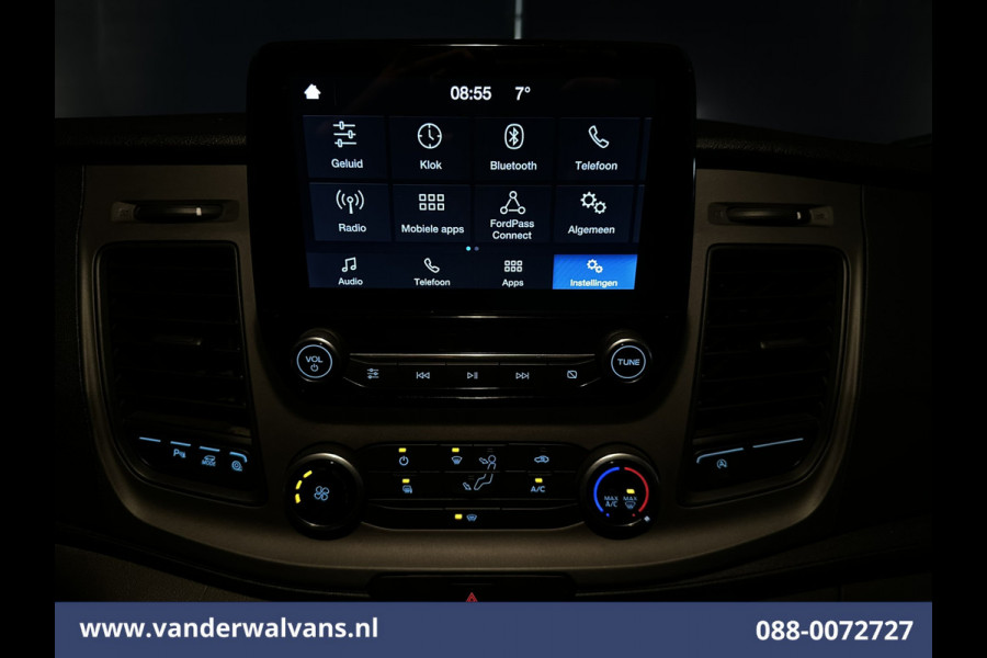 Ford Transit 2.0 TDCI 170pk L3H2 Euro6 Airco | Camera | Apple Carplay | Cruisecontrol | 2500kg Trekhaak Android Auto, Verwarmde voorruit, Parkeersensoren, Bijrijdersbank