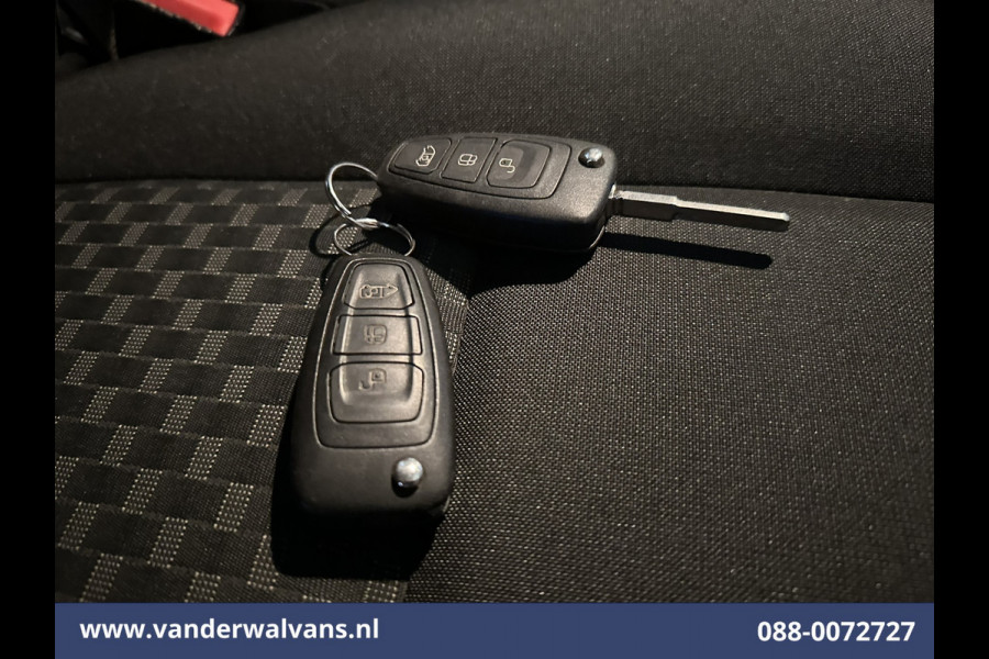 Ford Transit 2.0 TDCI 170pk L3H2 Euro6 Airco | Camera | Apple Carplay | Cruisecontrol | 2500kg Trekhaak Android Auto, Verwarmde voorruit, Parkeersensoren, Bijrijdersbank