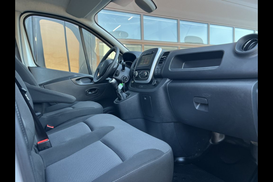 Renault Trafic 2.0 dCi 120pk E6 L2 Work Edition 3p Lease €287 p/m, Trekhaak, Airco Aut., Navi, PDC, Led, Cruise controle, Onderhoudshistorie aanwezig