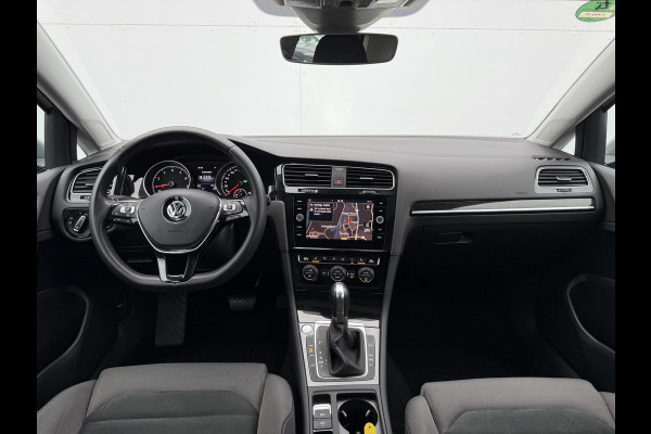 Volkswagen Golf 1.5 TSI Highline | Pano | ACC | LED | Camera | Keyless