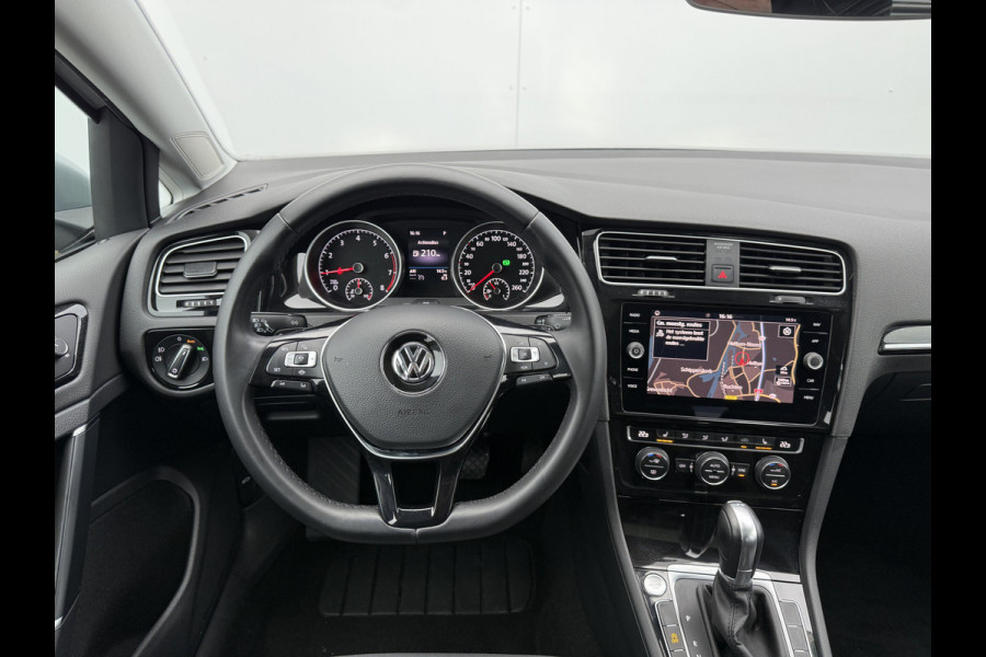 Volkswagen Golf 1.5 TSI Highline | Pano | ACC | LED | Camera | Keyless
