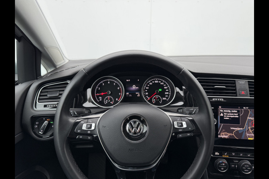 Volkswagen Golf 1.5 TSI Highline | Pano | ACC | LED | Camera | Keyless