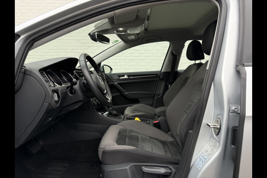 Volkswagen Golf 1.5 TSI Highline | Pano | ACC | LED | Camera | Keyless