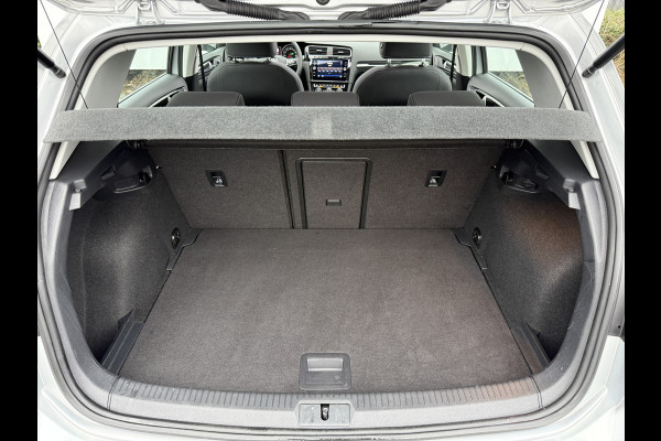 Volkswagen Golf 1.5 TSI Highline | Pano | ACC | LED | Camera | Keyless