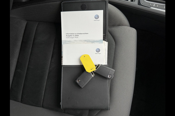 Volkswagen Golf 1.5 TSI Highline | Pano | ACC | LED | Camera | Keyless