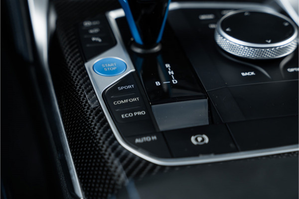 BMW i4 M50 High Executive M-Sport l Panorama l HUD l 360 camera l sportstoelen